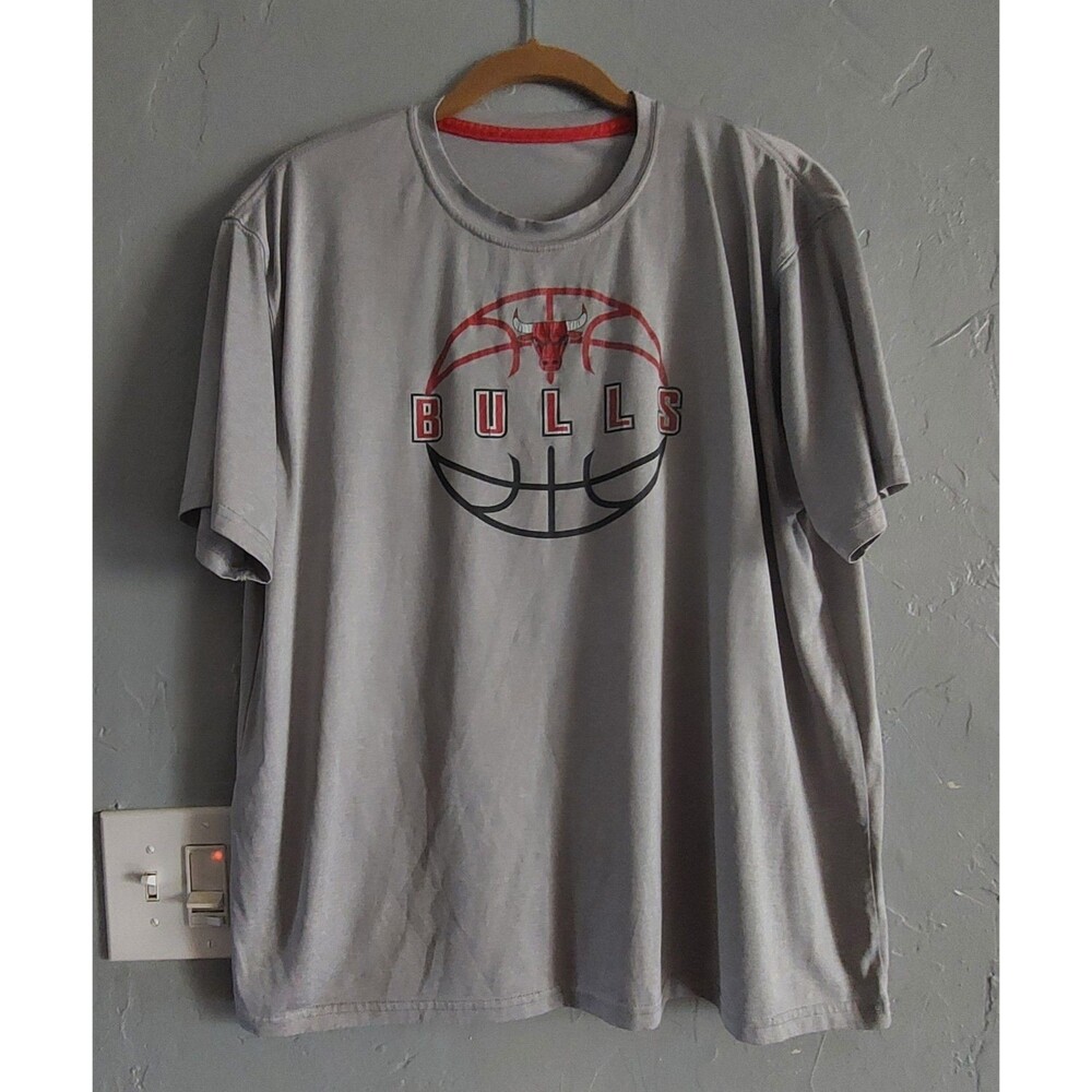 Chicago Bull T Shirts,short Sleeve, Not Label Size, 21.5 Inch Of Armp To... - Picture 6 of 7